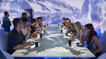 Sublimotion's surround screen takes diners to the North Pole as they taste their Gazpacho Icebergs.