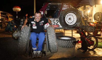 Albert Llovera and his Dakar Rally car.