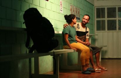 Eduardo Narváez and his wife Génesis Durán at the El Paraíso shelter last October.