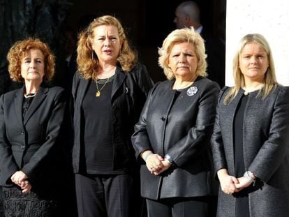 The four heads of the victims associations, pictured together at Tuesday&#039;s Mass. From l-r: &Aacute;ngeles Dom&iacute;nguez, Pilar Manj&oacute;n, &Aacute;ngeles Pedraza and Mar&iacute;a del Mar Blanco.
