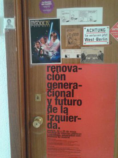 The door of Juan Carlos Monedero’s office.