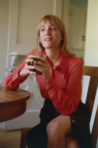 Carrie Snodgress at her Hollywood home, October 1970.