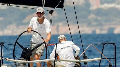 King Felipe VI on Tuesday aboard the 'Aifos' at the Copa del Rey sailing competition in Palma.