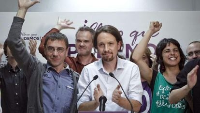 Pablo Iglesias with his Podemos party followers on Sunday night. 