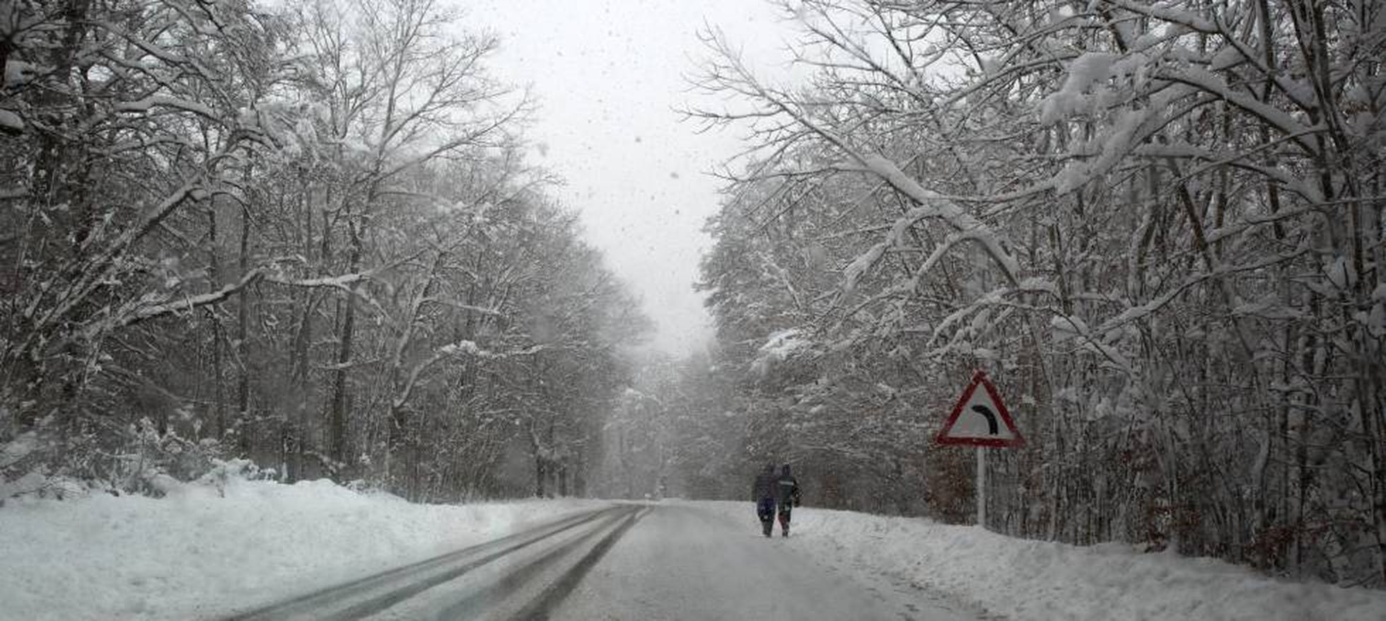 snow-in-spain-spared-until-now-spain-prepares-to-be-engulfed-by