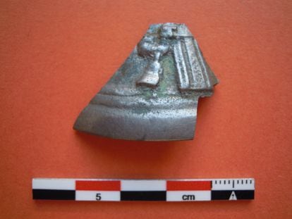 A fragment of a bell found at the site in Peñas de Santo Domingo.