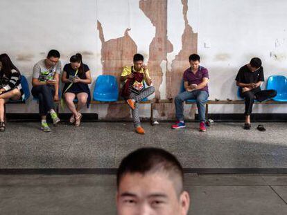 Chinese citizens waiting in a job center in the city of Yiwu.