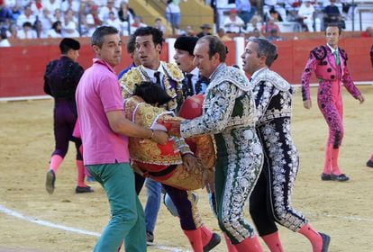 In this photo, members of his team transported an already unconscious Barrio to the infirmary. Barrio trained at La Escuela Taurina de El Espinar and had been bullfighting since 2007. His death is rekindling worldwide debates about the ethics of the ‘fiesta,’ as the activity is widely known.