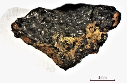 A three-gram sample of the Hypatia stone.