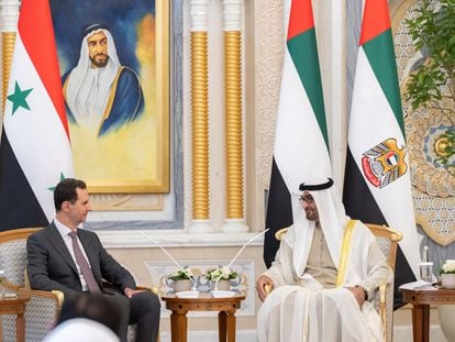 Sheikh Mohamed bin Zayed Al Nahyan, President of the United Arab Emirates speaks with Bashar Al Assad, President of Syria during a reception, at Qasr Al Watan in Abu Dhabi, United Arab Emirates March 19, 2023.