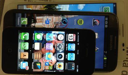 The iPhone 4 (3.5 inches), the Samsung Note (5.5) and the Huawei Mate (6.1).