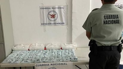 Elementos de la Guardia Nacional decomisaron pastillas de fentanilo en la Ciudad de Los Mochis, Sinaloa.