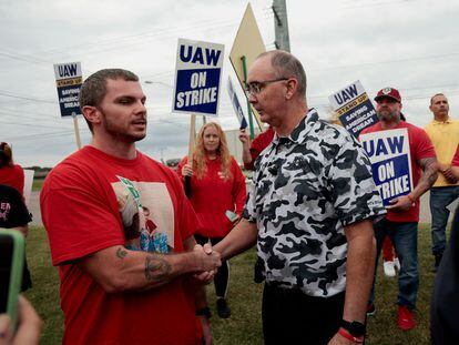 United Auto Workers president Shawn Fain meets with striking UAW members from the General Motors Lansing Delta Plant, Michigan, September 29, 2023.