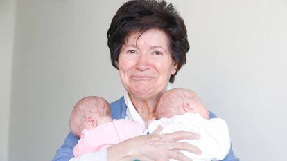 Mauricia Ibáñez, aged 64, with her twins.