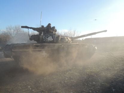 A T-72 tank of the 3rd Ukrainian Mechanized Brigade on the Luhansk front.
