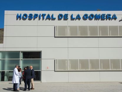 Doctors and members of the regional government outside the hospital in San Sebastián de La Gomera.