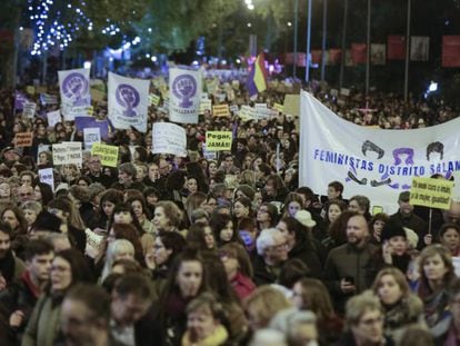 Protests for the International Day for the Elimination of Violence against Women in Spain (Spanish audio).