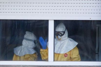 Health workers on the sixth floor of Carlos III Hospital, where Teresa Romero was treated for Ebola.