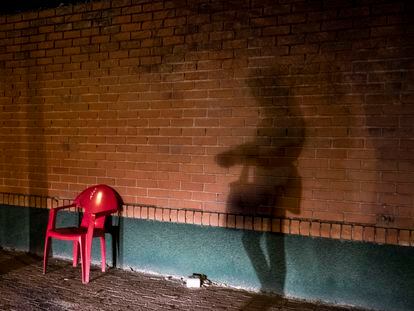 The shadow of a sex worker in the Villaverde industrial park in Madrid, in a file photo from 2020.