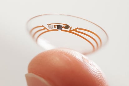 Google has designed a contact lens that can measure glucose levels from tear fluid.
