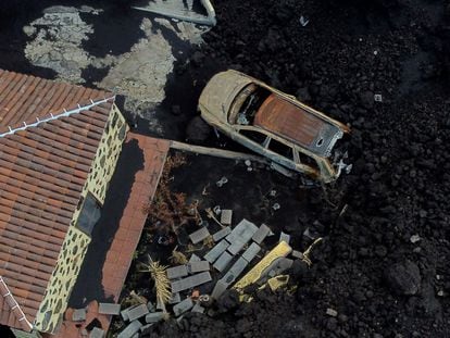 An aerial photo of the destruction caused by the volcano on La Palma.