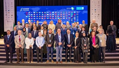 Scientists under investigation include Damià Barceló (front row, second from left) and Rafael Luque (front row, fifth from right), pictured here at a King Saud University conference in Riyadh, Saudi Arabia; February, 2023.