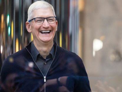 Apple CEO Tim Cook during the presentation of the Vision Pro glasses in New York, on February 2.