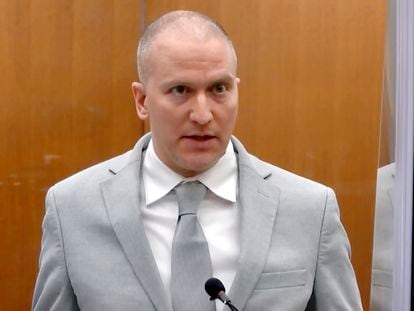 Former Minneapolis police Officer Derek Chauvin addresses the court at the Hennepin County Courthouse, June 25, 2021, in Minneapolis