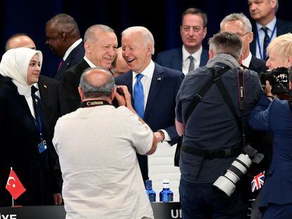 Turkish president Recep Tayyip Erdogan and US President Joe Biden at the NATO summit on Wednesday.
