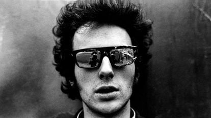 Joe Strummer, leader singer with The Clash, when he was still a member of the group The 101ers in London in 1976.