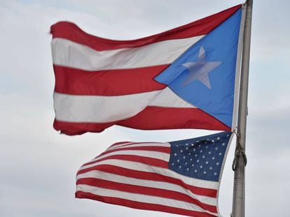 The US and Puerto Rican flags.