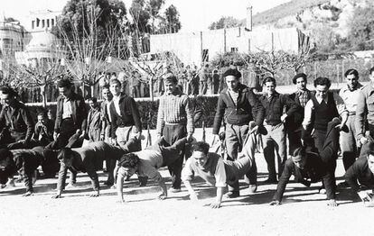 Recruits exercising, January 14, 1938, Barcelona.