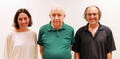 María Teresa Soto-Sanfiel, Roy J. Glauber and José Ignacio Latorre in 2014. 