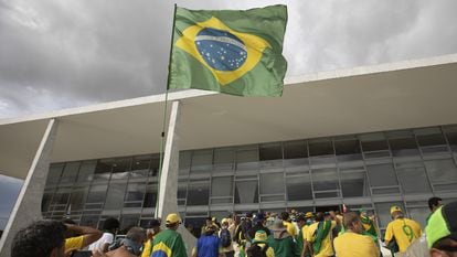 Supporters of the former president of Brazil, Jair Bolsonaro, during the January 8 attempted coup in Brasilia.