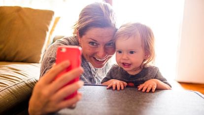 Instagram is full of fathers and mothers who share the lives of their children. That does not make them influencers.