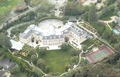An aerial view of The Manor, formerly known as Candyland, after Tori Spelling’s mother, Candy.