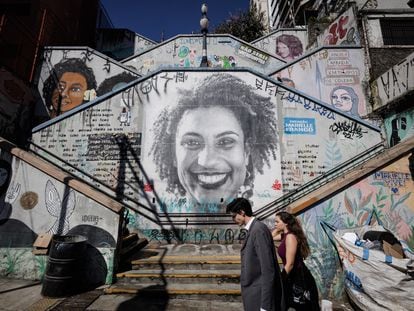A mural with the image of Brazilian councilor Marielle Franco, assassinated in 2018.