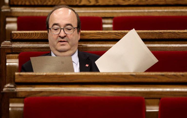 Miquel Iceta in the Catalan parliament.