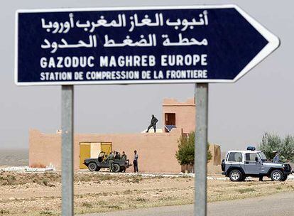 Moroccan soldiers guard the Duran Farrell pipeline, near the Algerian border.