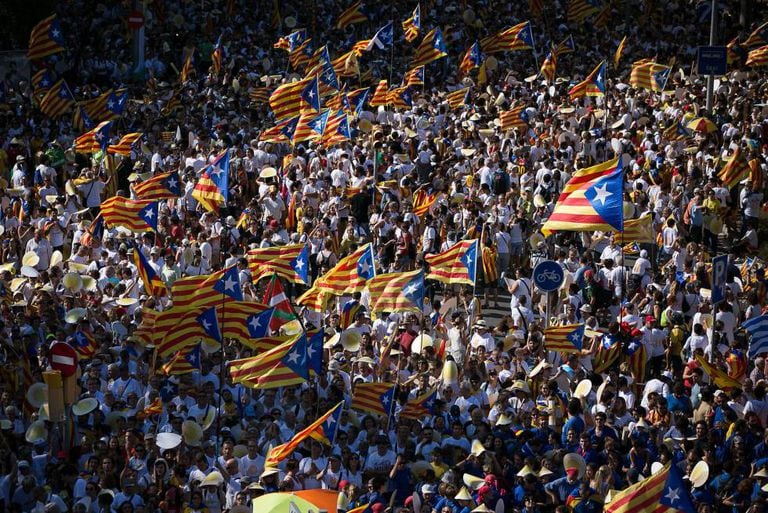 Supporters of independence on September 11, 2016.