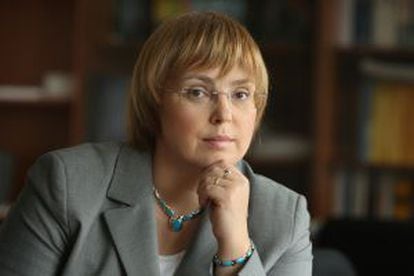 Nataša Pirc, a journalist with a background in law.