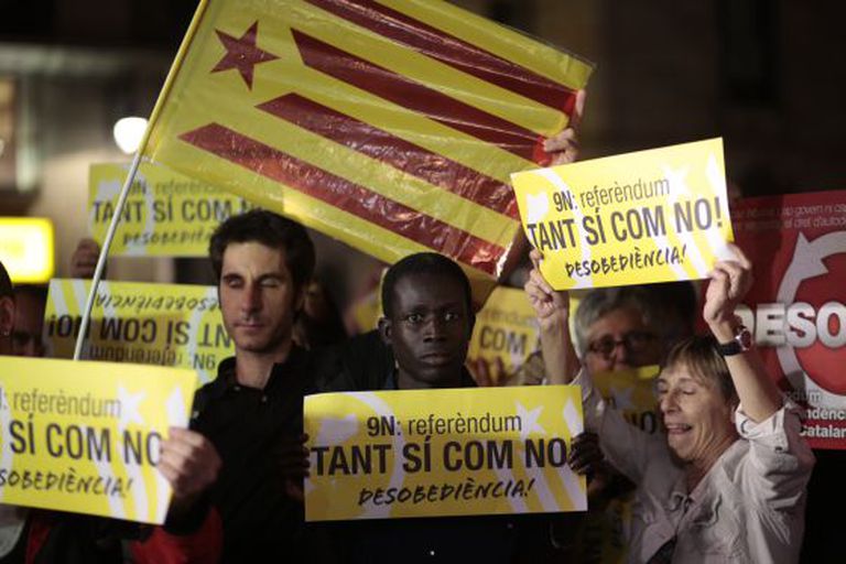 Pro-independence groups are pressuring the Catalan executive to act.