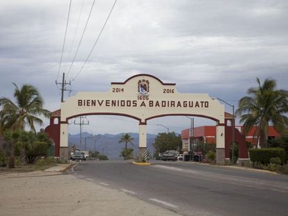 Gateway to the municipality of Badiraguato, in the state of Sinaloa, birthplace of some of Mexico's most notorious drug traffickers.