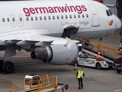 A file photo of a Germanwings Airbus 320, similar to the one that crashed in the Alps on Tuesday morning.