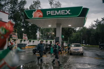 A Petróleos Mexicanos (Pemex) gas station in Naucalpan, Mexico.