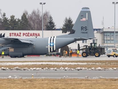 US troops arriving at Rzeszow Jasionka airport in Poland.