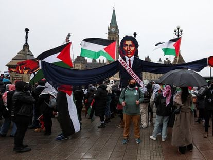 Advocates of a ceasefire in Gaza demonstrate in Ottawa, the seat of the federal government, on March 9.