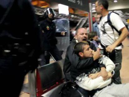 A still from the video of police entering Atocha.