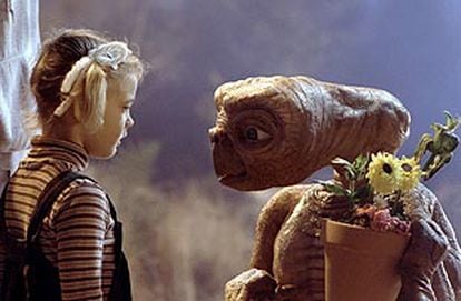 Drew Barrymore in a scene from 'E.T. the Extra-Terrestrial'