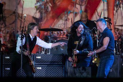 Paul McCartney, on June 25 at the Glastonbury festival with special guests Dave Grohl and Bruce Springsteen.